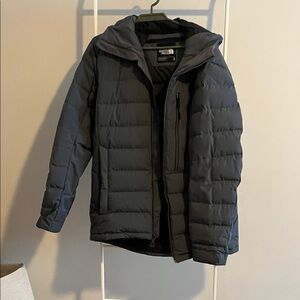 North Face Men's dark grey Puffer Jacket
